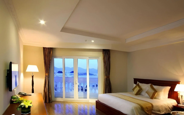 Nha Trang Palace Hotel