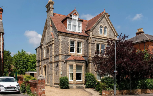 SACO Reading - Castle Crescent