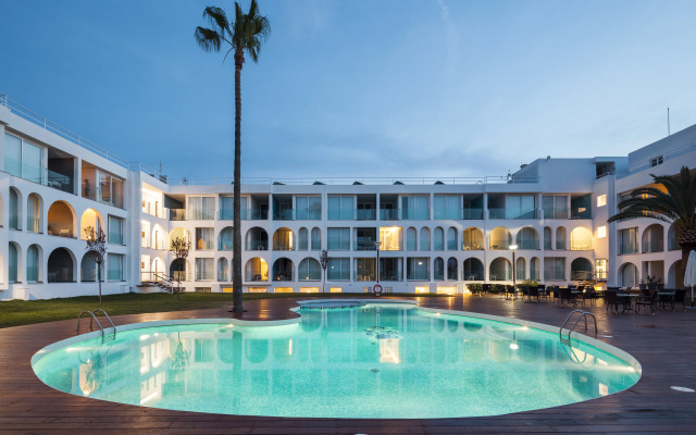 Ebano Hotel Apartments & Spa