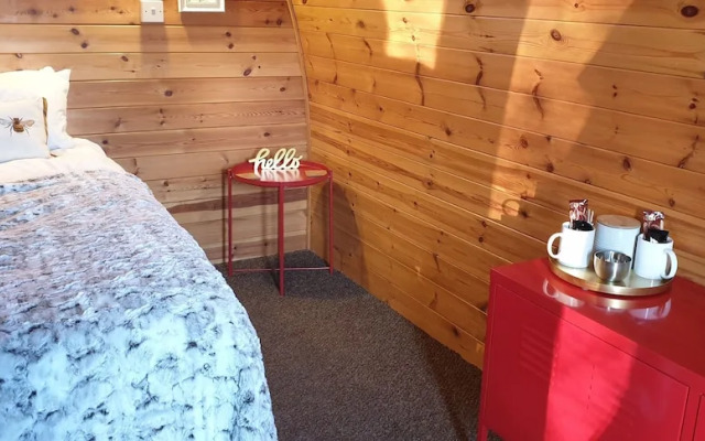 The Little Hide - Adult Only Camping Pods