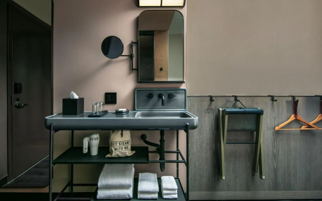 Moxy Downtown Los Angeles