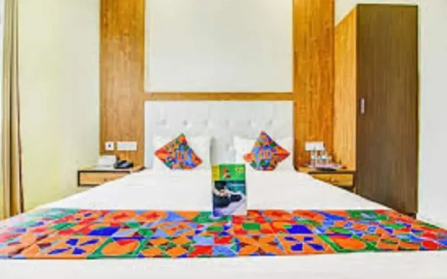 Hotel Lazeeno Classic