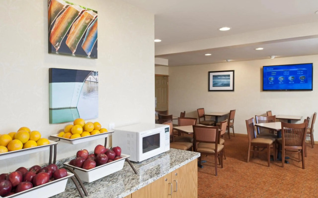 Country Inn & Suites by Radisson, Holland, MI