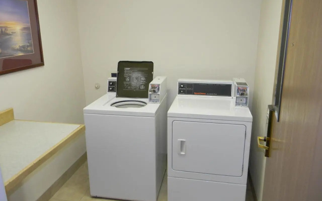 Guesthouse Inn Suites D