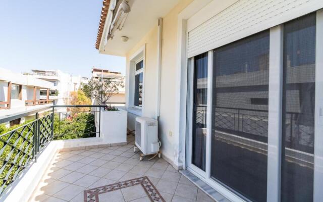 4 bdr Villa with Private Pool in Glyfada