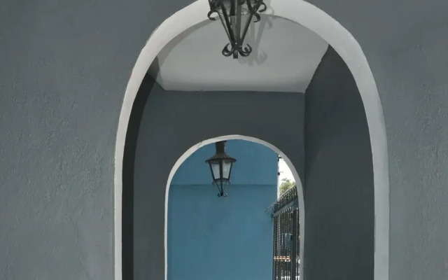 Hotel y Suites Los Alcatraces