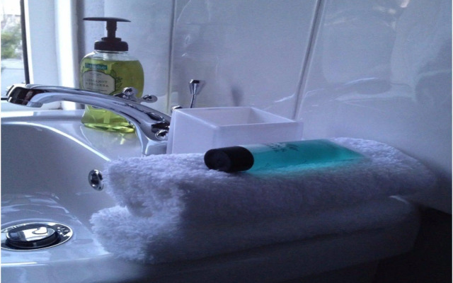Sarnia Guest House