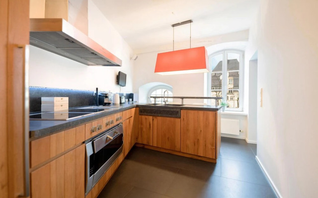 2BR Open Space Apt - City Center Gem