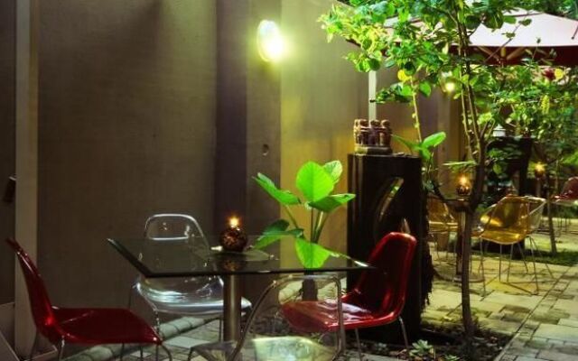 Shani Boutique Hotel