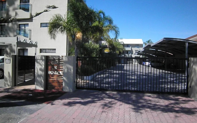 Marco Polo Apartments