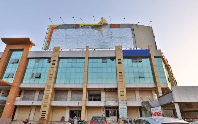 OYO 12800 Hotel VLEE