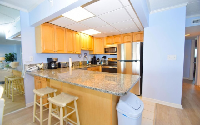 Harbour Island 103l 2 Bedroom Condo