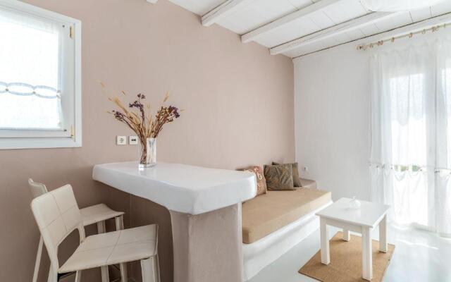 Ninemia Suites Tinos Grand 205