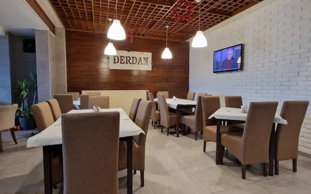 Djerdan Hotel