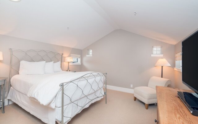 River Club 305 3 Bedroom Condo by Alpine Lodging Telluride