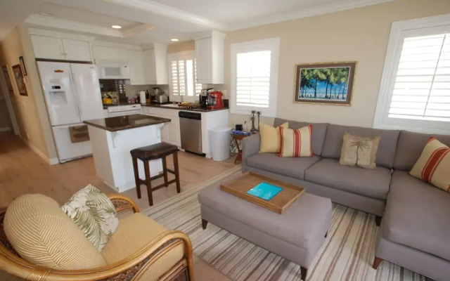 33rd St 68149 by RedAwning