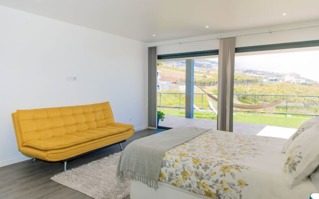 1Br House - Garden & Jacuzzi- Calheta