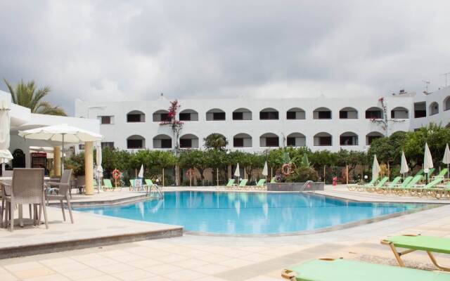 Malia Holidays Hotel
