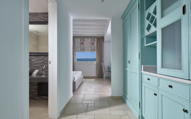 Arte & Mare Elia Luxury Suites & Idolio Vllas