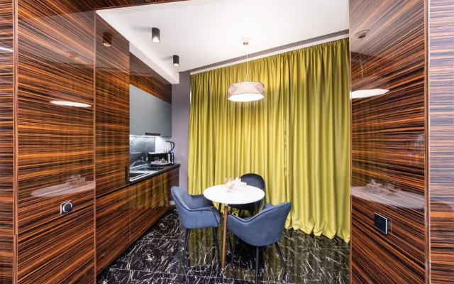 VIP apartment Studio  Lesi Ukrainky Blvd