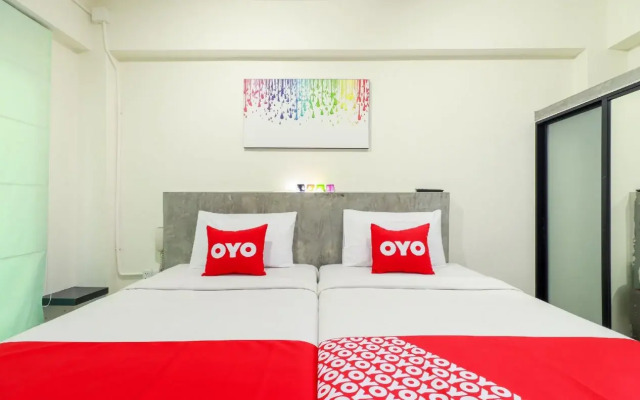 OYO 412 7 Days Hotel