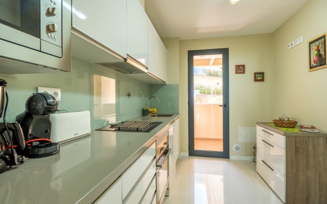 Funchal Silverwood Apartment by MHM