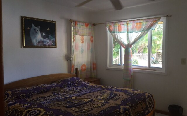 Maya Breeze Inn