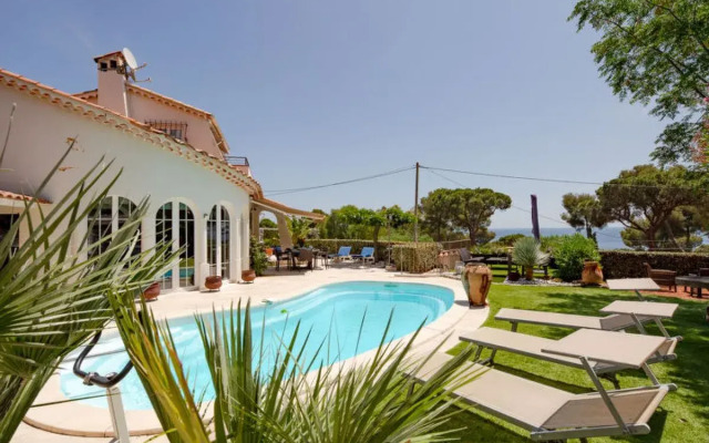 Holiday Home Villa Bindouletto