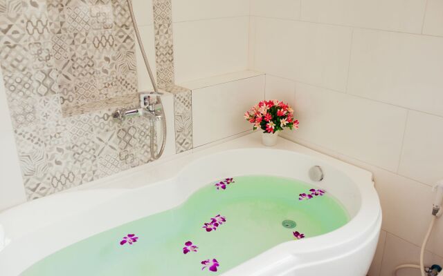 Ngoc Lan Hotel