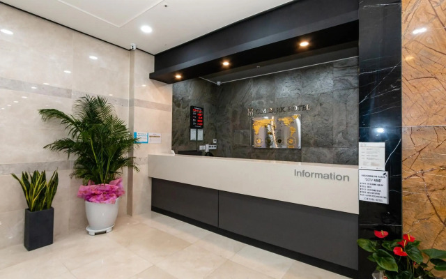 Andong CM Park Hotel