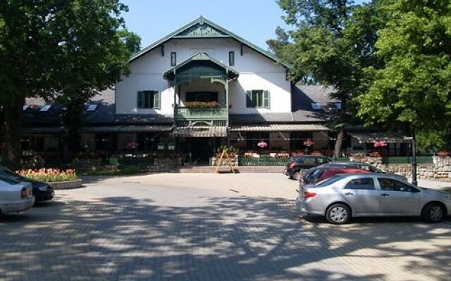 Swiss Lodge