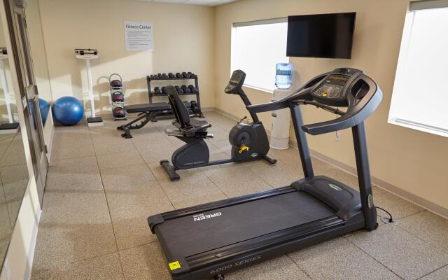 Holiday Inn Express & Suites Tahlequah by IHG