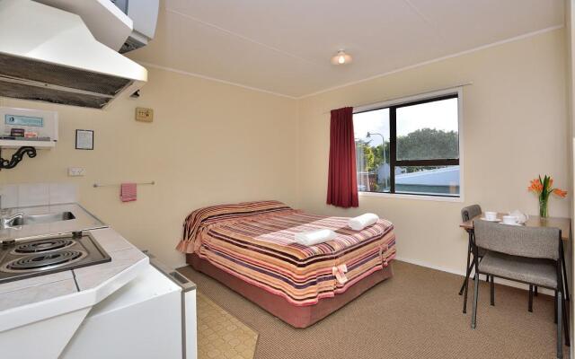 Auckland Northshore Motels & Holiday Park