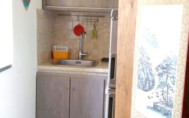 Studio in Belpasso, with Wonderful Mountain View And Enclosed Garden -