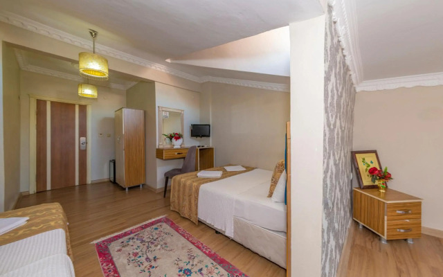 Ista Palace Hotel
