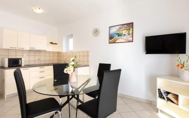 Scenic Elegant Apartments Krk With Balcony and Pool