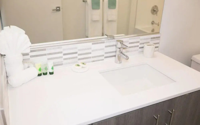 Panoramic Central Residences