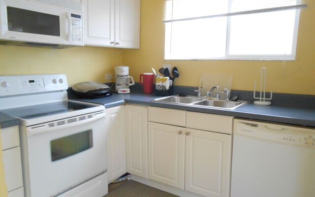 Hoopers Bay Villas