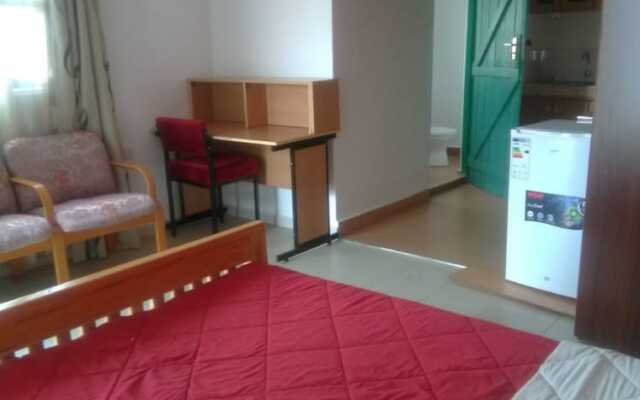 Rokas Hotel