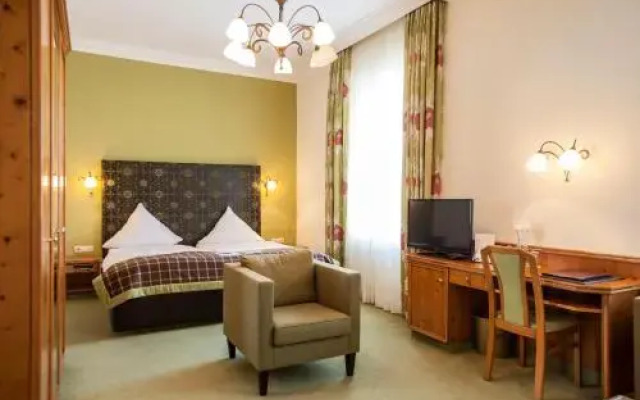 Parkhotel 1888 Traunstein