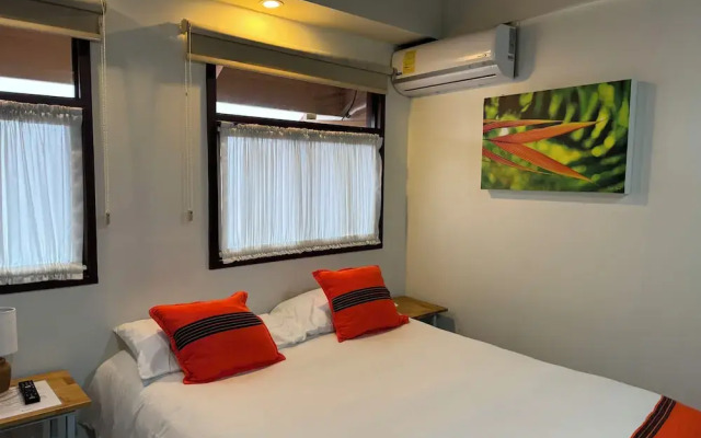 Legacy Boutique Hotel