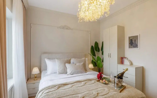 Maison Elysee - An Elegant Apartment in Piata Romana