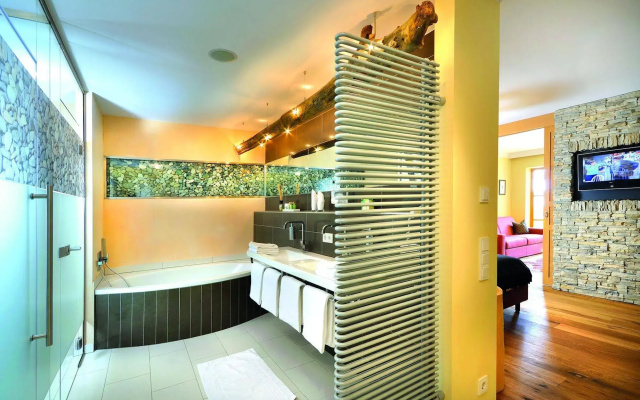 Hotel Alpine Palace