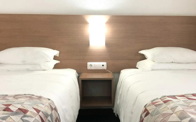 Okura Chiba Hotel
