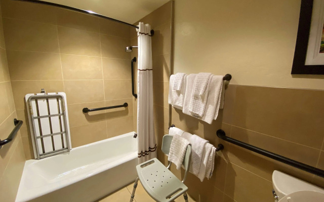 Best Western Plus Greenwell Inn