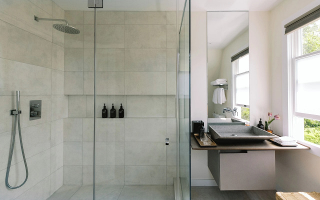 The Roundtree, Amagansett