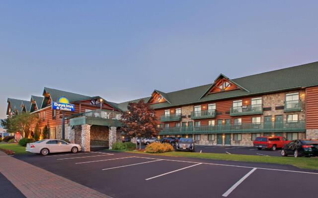 Days Inn by Wyndham Mackinaw City/Bridgeview Area