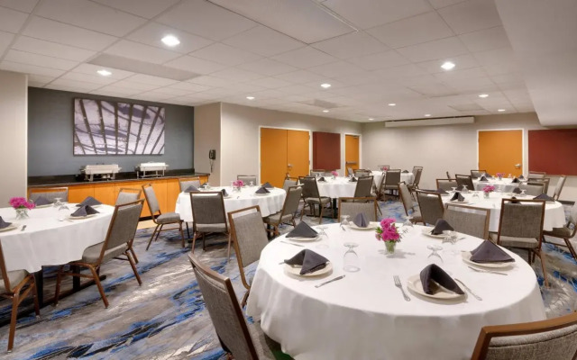 Fairfield Inn & Suites by Marriott Seattle Bellevue/Redmond