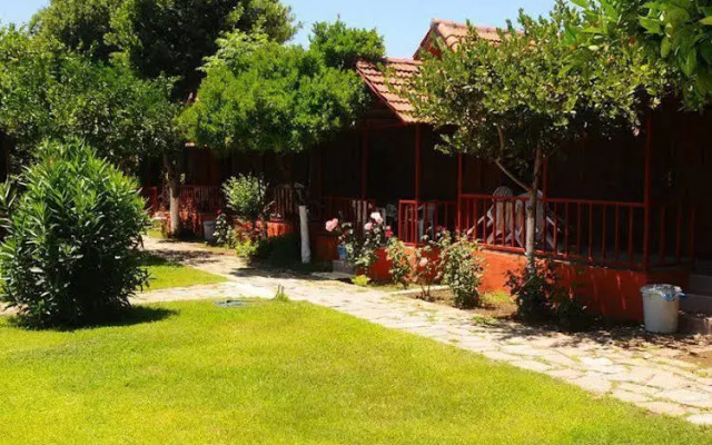 Toll Hotel