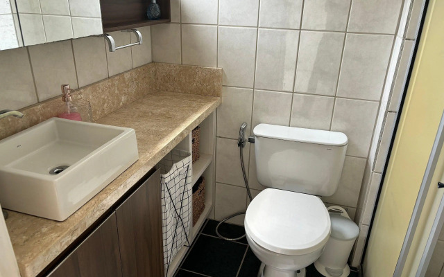 Apto com piscina no centro de Floripa PCE0406